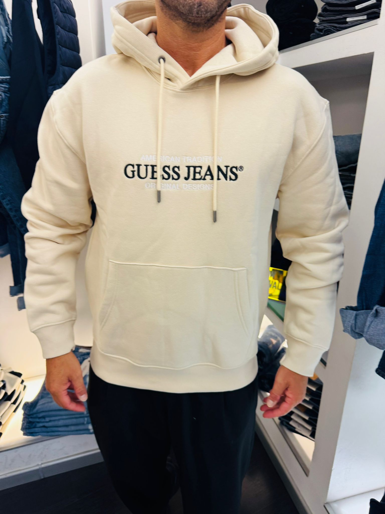 Felpa Guess Jeans Bianca con Cappuccio