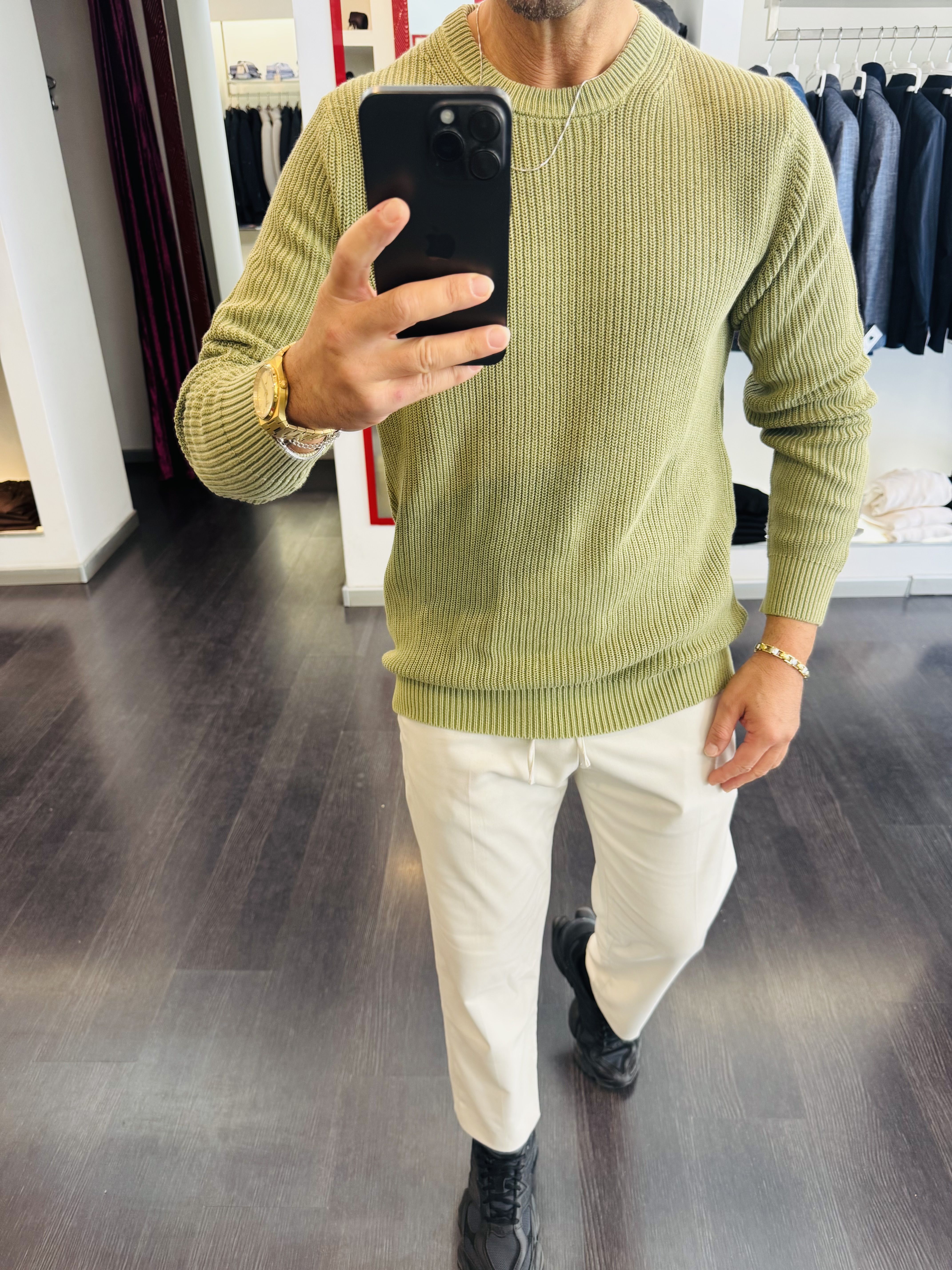 Maglioncino verde chiaro 